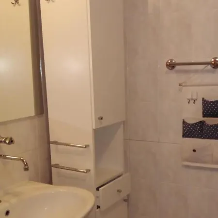 Apartament Lucija *