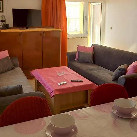 Lucija Apartament